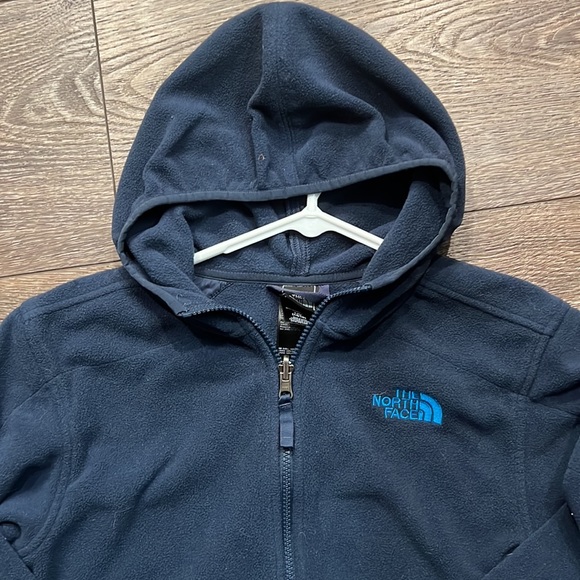 The north face zip-up hoodie - Picture 2 of 9